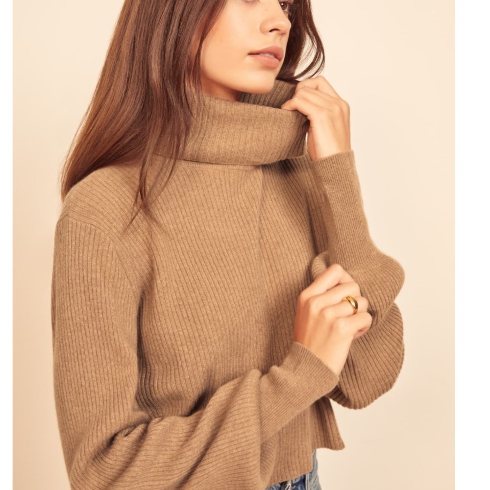 REFORMATION Luisa Cropped Cashmere Sweater